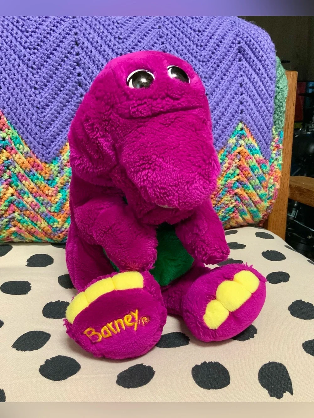 Vintage BARNEY Purple Dinosaur Dakin The Lyons Group Plush Hand Puppet Toy 1992